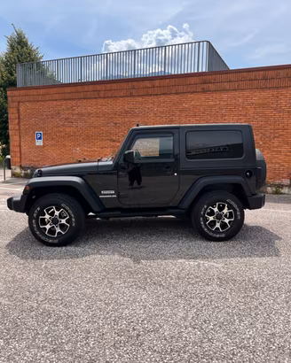 Jeep Wrangler Jk 43.300 originali