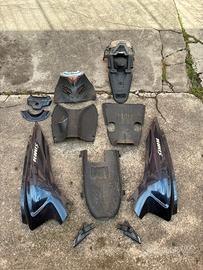Kymco People S - Kit Carene con Portatarga Faro