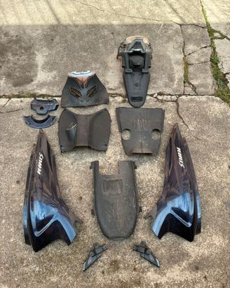 Kymco People S - Kit Carene con Portatarga Faro