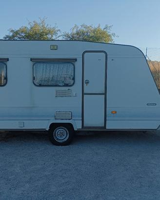 roulotte Adria 400