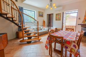 Villa indipendente su due livelli con giardino e p