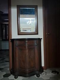 Mobile d'epoca con specchio