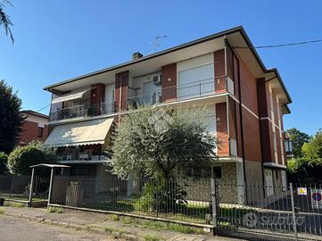 4 LOCALI A FORLÌ
