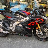 Aprilia RSV4 Factory