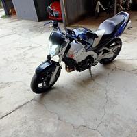 Vendo Suzuki GSR 600 Anno 2006