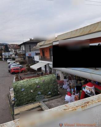 Immobile in asta di 268 m² con più di 5 locali a C
