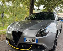 Alfa Romeo Giulietta Carbon edition