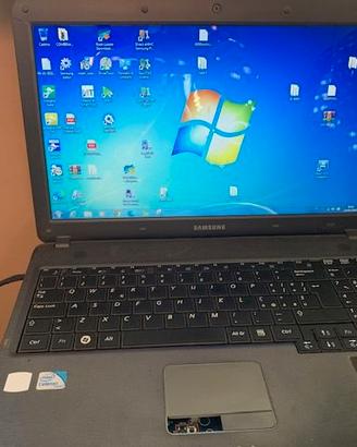 Notebook Samsung NP-R530