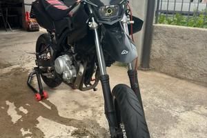 YAMAHA WR 125xmotard-motore rifatto-pronta all’uso