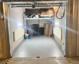 Solo privati box auto in via Verolengo 25
