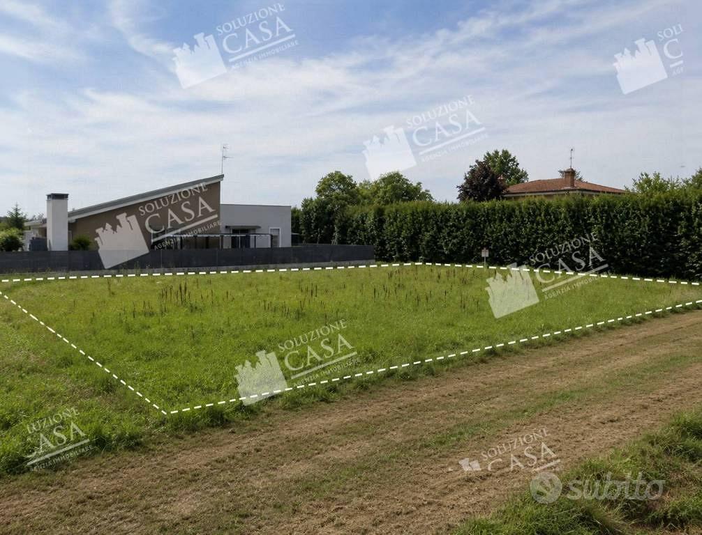 Terreno di 760 m² a Castello d'Argile - Vista 2