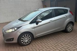 Ford fiesta 1.4 benz gpl