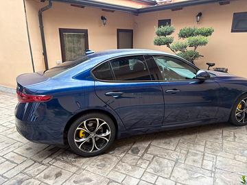 Alfa romeo giulia 2.2 160cv