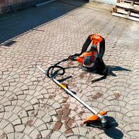 disponibile decespugliatore a spalla