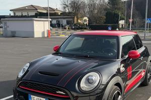 Mini Jhon Cooper  Works