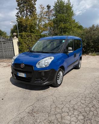 Fiat Doblò 1.4 T-Jet 16V Natural Power 7 posti