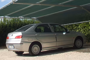Alfa Romeo 146 d'epoca 2000