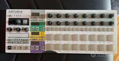 ARTURIA BEATSTEP PRO CONTROLLER E SEQUENCER