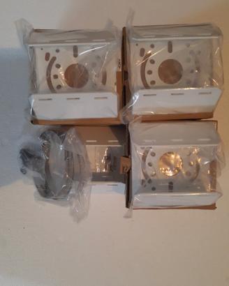 KIT 4 STAFFE DA PALO PER TELECAMERE
