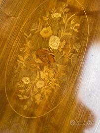 Tavolino '900 in stile