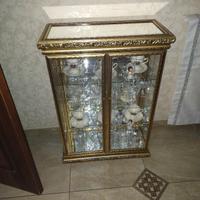 vetrina oggettistica