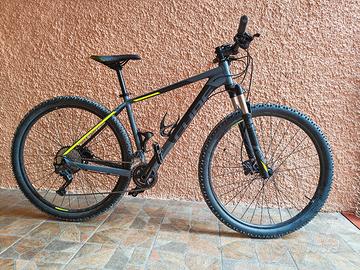 Bici mountain bike Cube