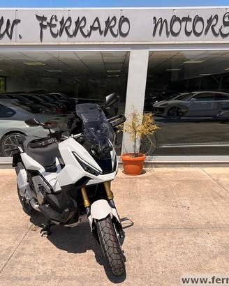 Honda X-ADV 750 km0 a 128 euro al mese senza antic