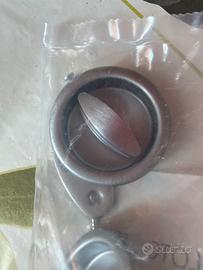 Serratura per porta scrigno a scomparsa