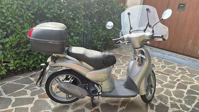Scarabeo 100 4T
