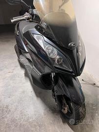 KYMCO DOWNTOWN  300