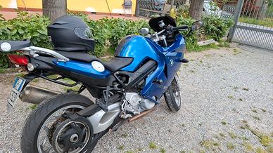 moto BMW FST 800