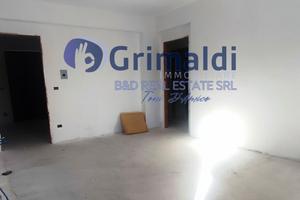 Nuovo 3 vani 1° abitazione 90 mq [AM/53]