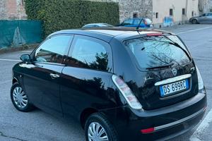 Lancia ypsilon 1.3 mjt 75 cv