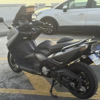 Yamaha T Max 530