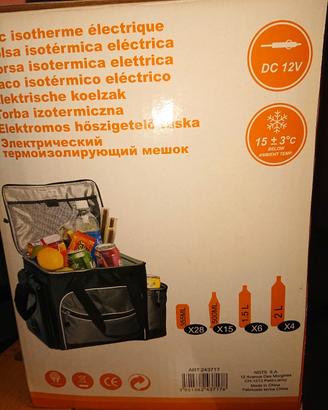 Frigo portatile per automobile.