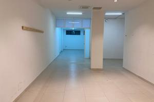 Locale Commerciale Adefia zona zona centrale