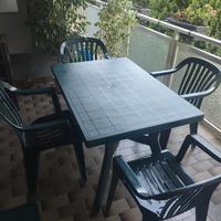 tavolo e sedie per giardino o balcone 