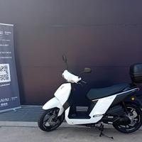 Peugeot Tweet 125 PEUGEOT TWEET 125 ALLURE CBS