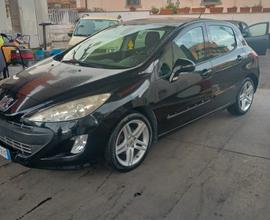 Peugeot 308 1.6 HDi 112CV CC Féline