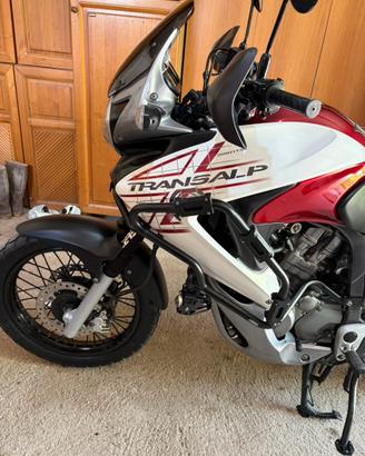 Transalp  XL 700 v