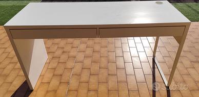 Scrivania Ikea