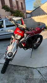 FANTIC 125 enduro 4 tempi