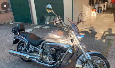 Hyosung Aquila GV 650