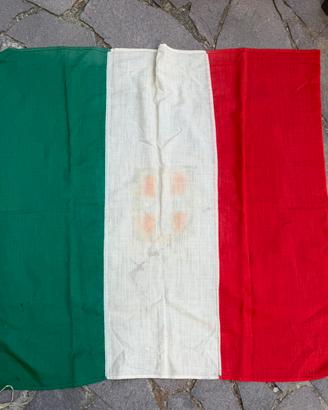 Bandiera tricolore italiano anni’30…