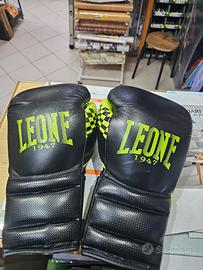 guantoni boxe