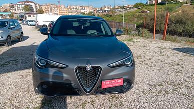 Alfa Romeo Stelvio 2.2 Turbodiesel 210 CV AT8 Q4 B