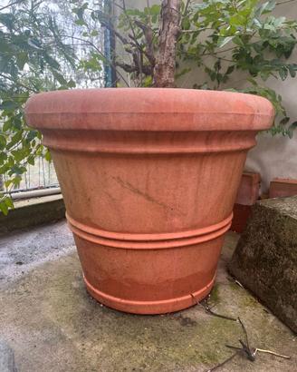 Vaso da giardino in plastica