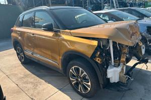 Suzuki Vitara 1.4 Hybrid Top