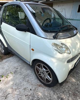 Smart 600 cabrio motore da rivedere ma marciante