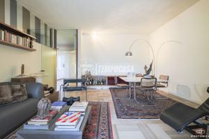 AMPIO 5 LOCALI AL PIANO ATTICO IN SAVENA